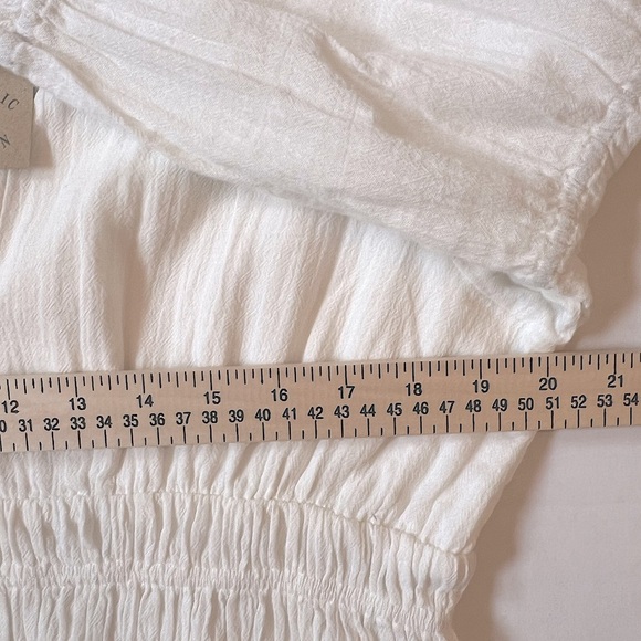 Faherty Colette Organic Cotton Blouse Button Up Smocked Ruffles White Sz L - Picture 15 of 16